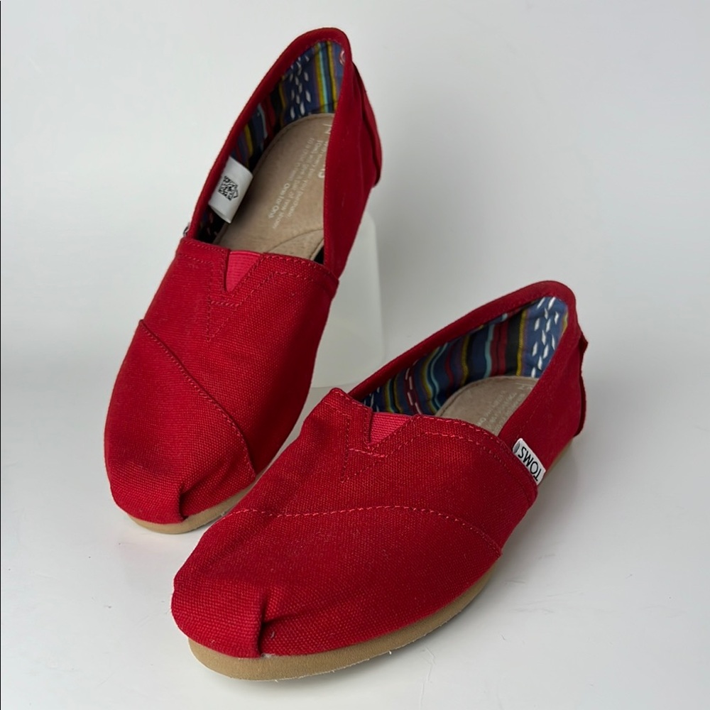 TOMS Vibrant Red Alpargatas Flats Like New!
